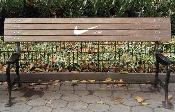 La panchina modificata da Nike