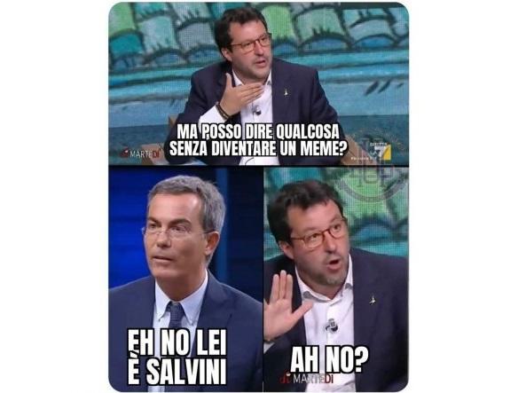 Meme di Salvini durante l'intervista su La7
